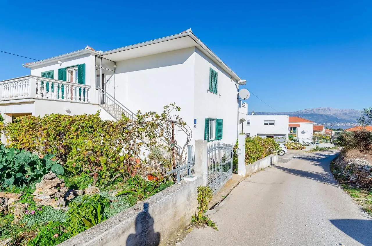 Apartment Ruza Slatine