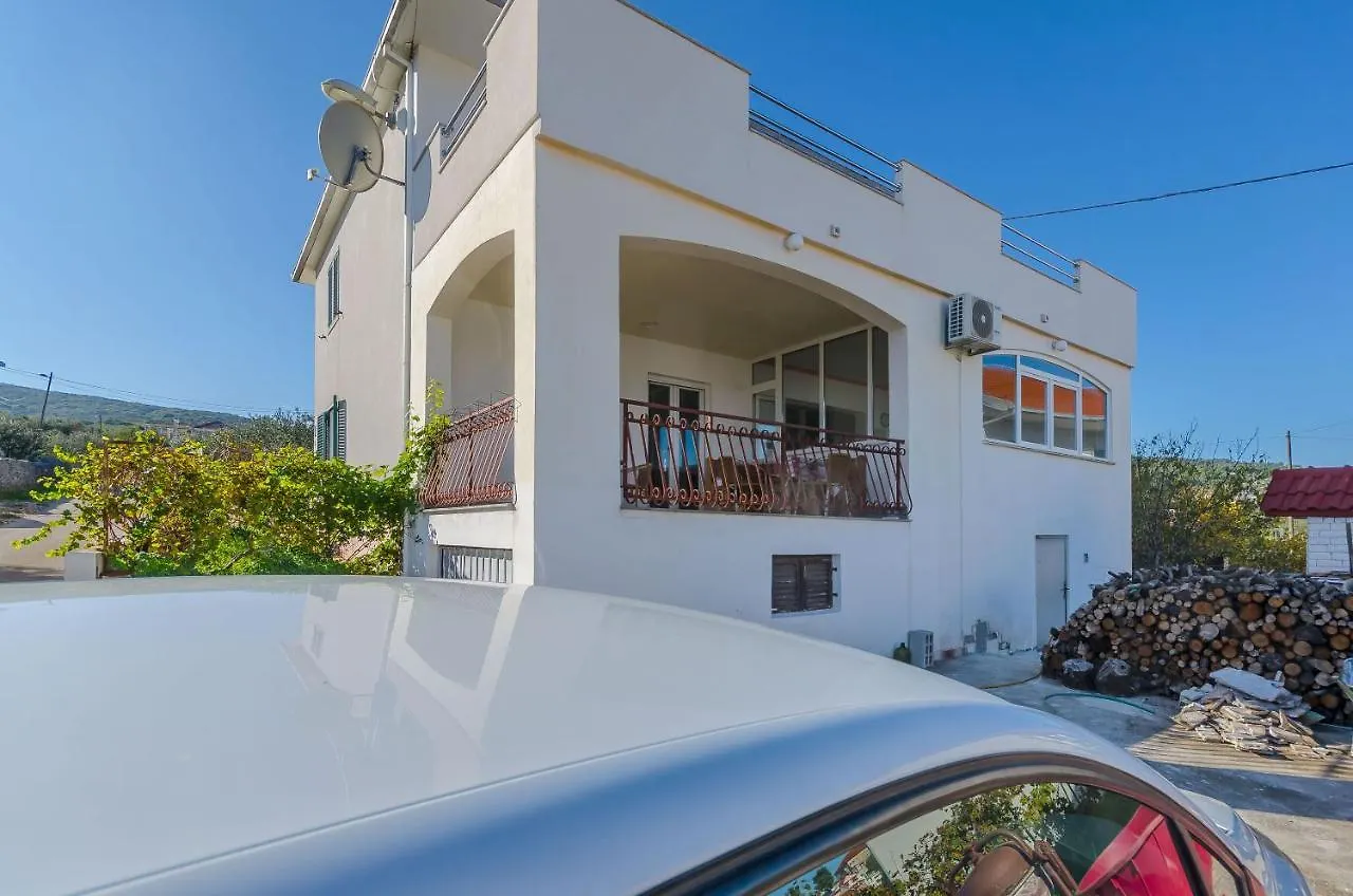 Apartment Ruza Slatine
