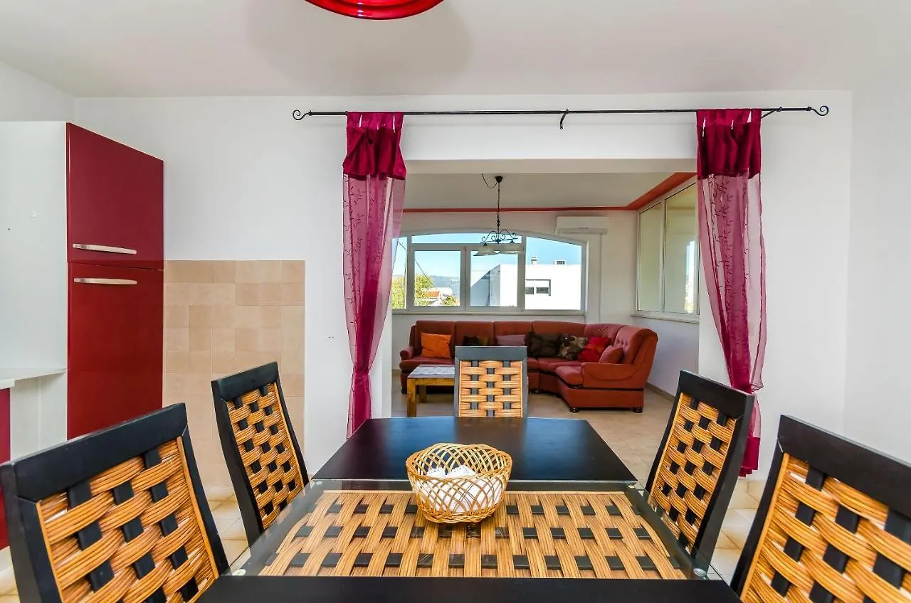 Apartment Ruza Slatine