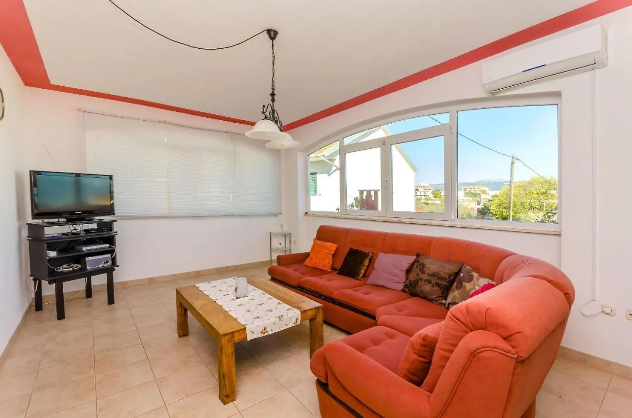 Apartment Ruza Slatine Croatia